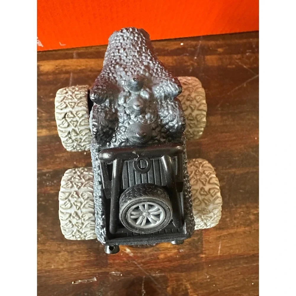 Monster Truck Dino Toy Lot‎ of 3 T-Rex Spinosaurus Triceratops One Rev Up